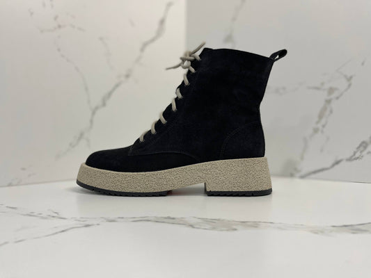 Ghete Combat Negre din Suede cu Talpă Platformă Chunky Bej